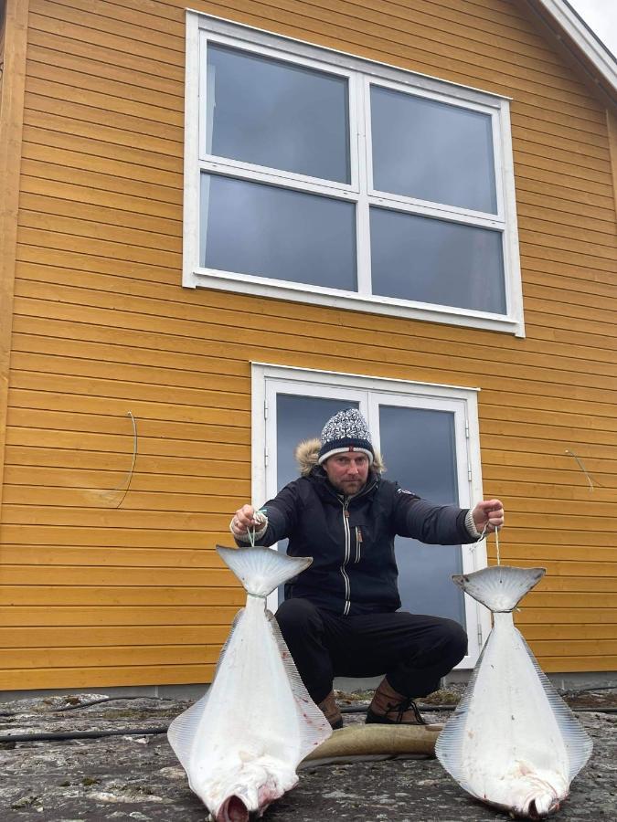 Rorbu Ved Sjoen Villa Bud Exterior foto